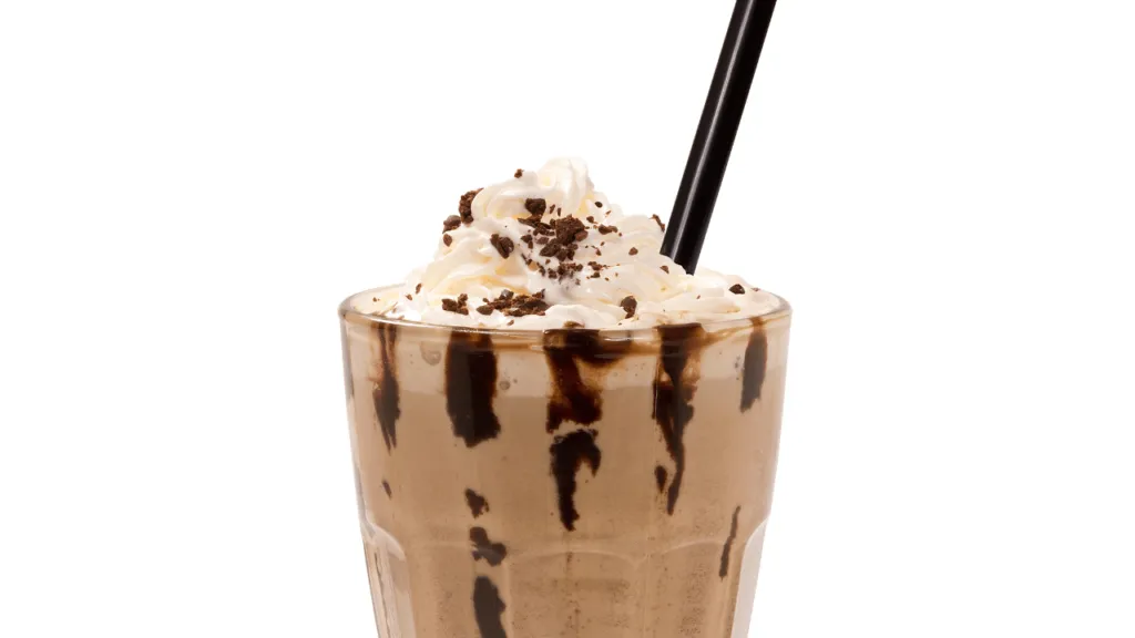 Coffee milkshake recipe with brewed coffee (recipe method)