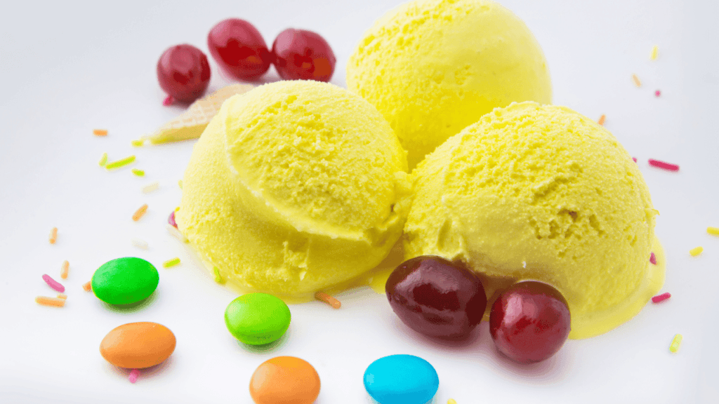 Equipment Insights: Small Batch Ice Cream Recipes Maker Versus Hand Mixing