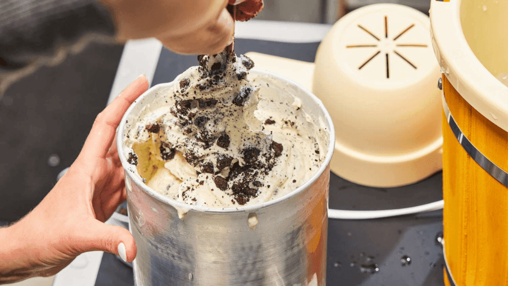 ice cream maker vs hand mixing