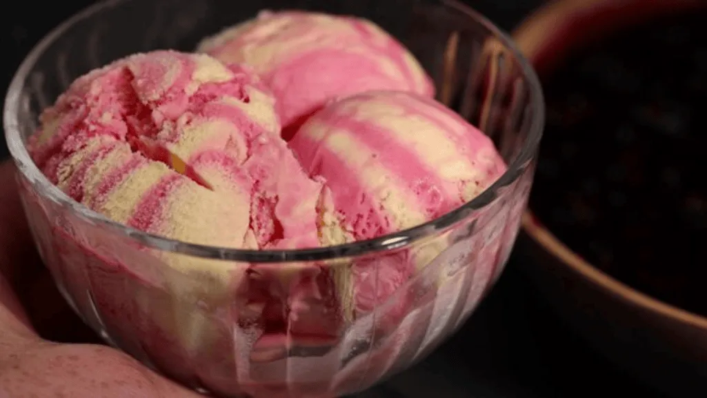 Homemade Vanilla Ice Cream