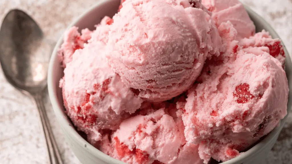 Homemade How to Make Strawberry Ice Cream in Ice Cream Maker 2 Homemade Strawberry Ice Cream