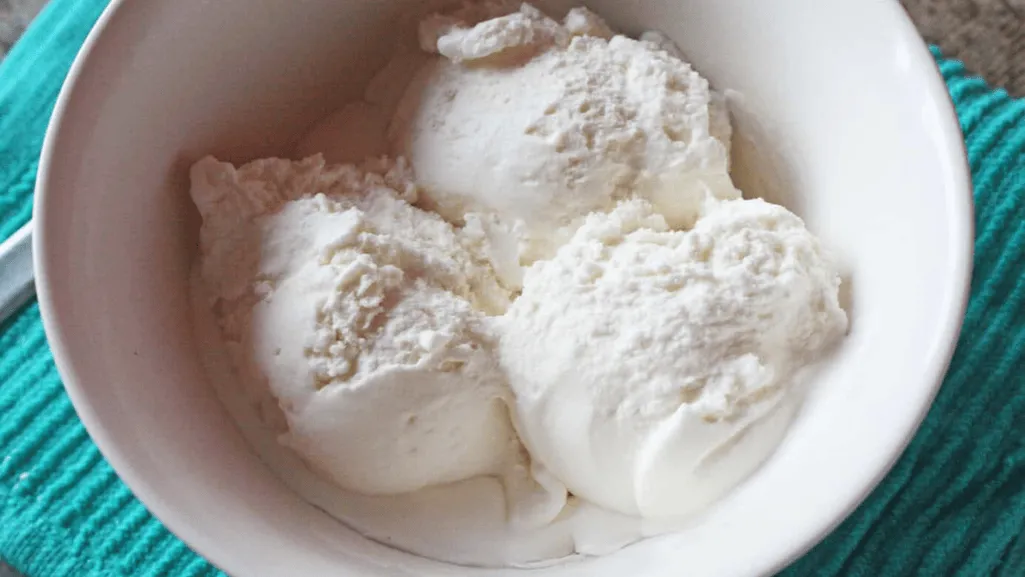 creamy vanilla ice cream base creamy vanilla ice cream base