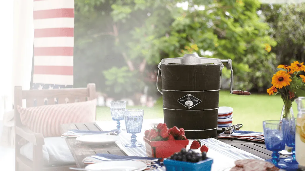 hand cranking ice cream maker hand cranking ice cream maker