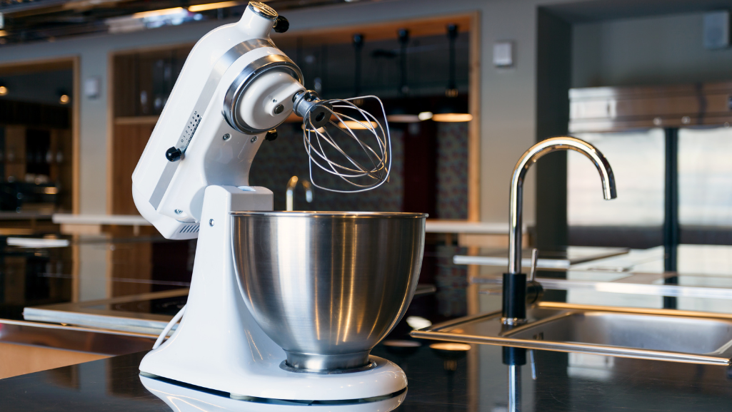kitchen tools for creamy dessert