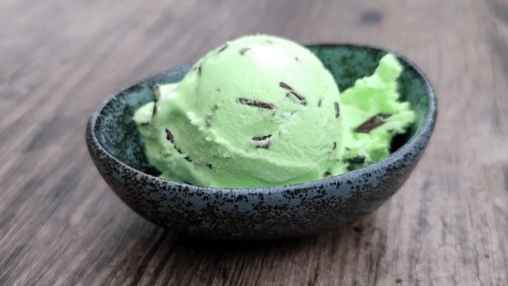 A creamy, swirled peppermint ice cream close-up