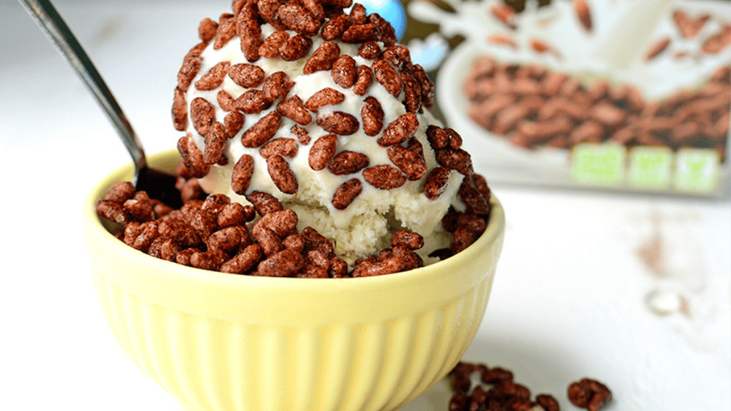 Crafting Your Own Ice Cream at Home