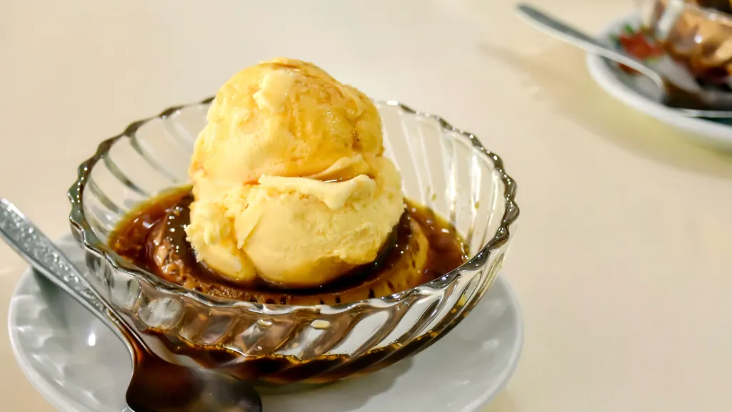 vanilla bean custard ice cream vanilla bean custard ice cream