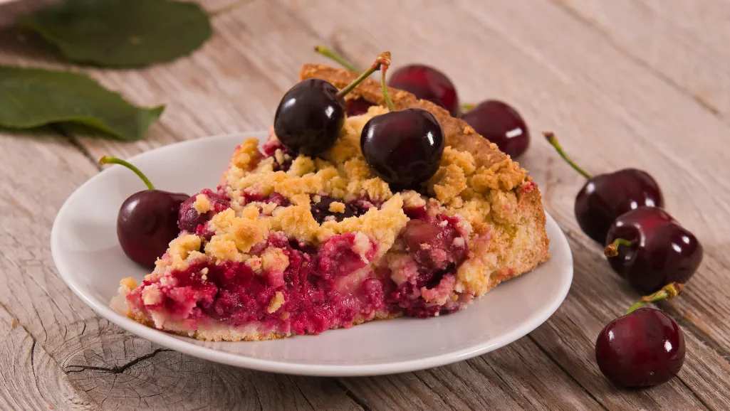 A vibrant still life showcasing an array of citrus fruits, their zesty peels and juicy segments artfully arranged on a wooden table. Warm, soft lighting casts a golden glow, accentuating the natural shine and vibrant hues of the lemons, limes, oranges, and grapefruit. Interspersed between the citrus are sprigs of fresh herbs - mint, thyme, and rosemary - adding depth and complexity. The scene evokes a sense of freshness, vitality, and the promise of delicious, flavorful creations. Captured with a macro lens, the image emphasizes the tactile, sensory experience of these luscious, aromatic ingredients.